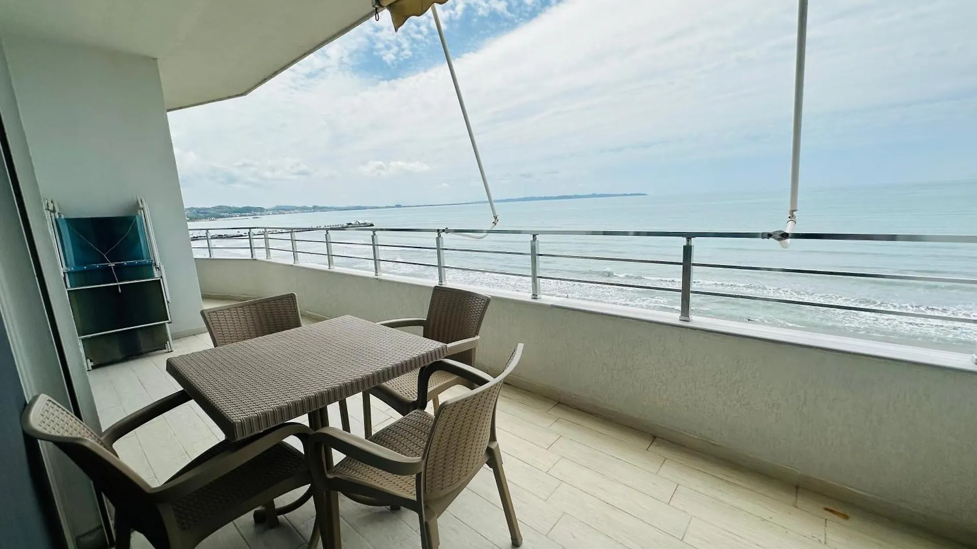 Gent'S Inn Luxury Dıraç Daire