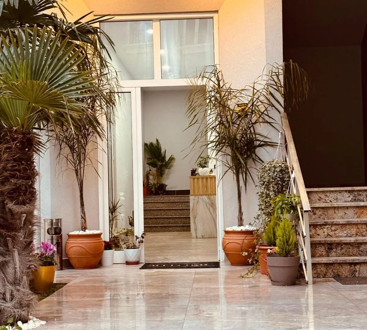 Daire Gent'S Inn Luxury Dıraç Arnavutluk